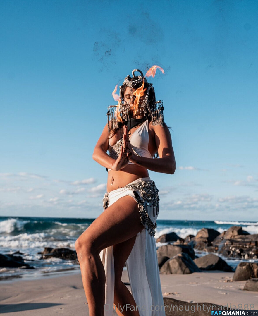 lil_suckulent / naughtynadia888 Nu OnlyFans  Foto vazada #14