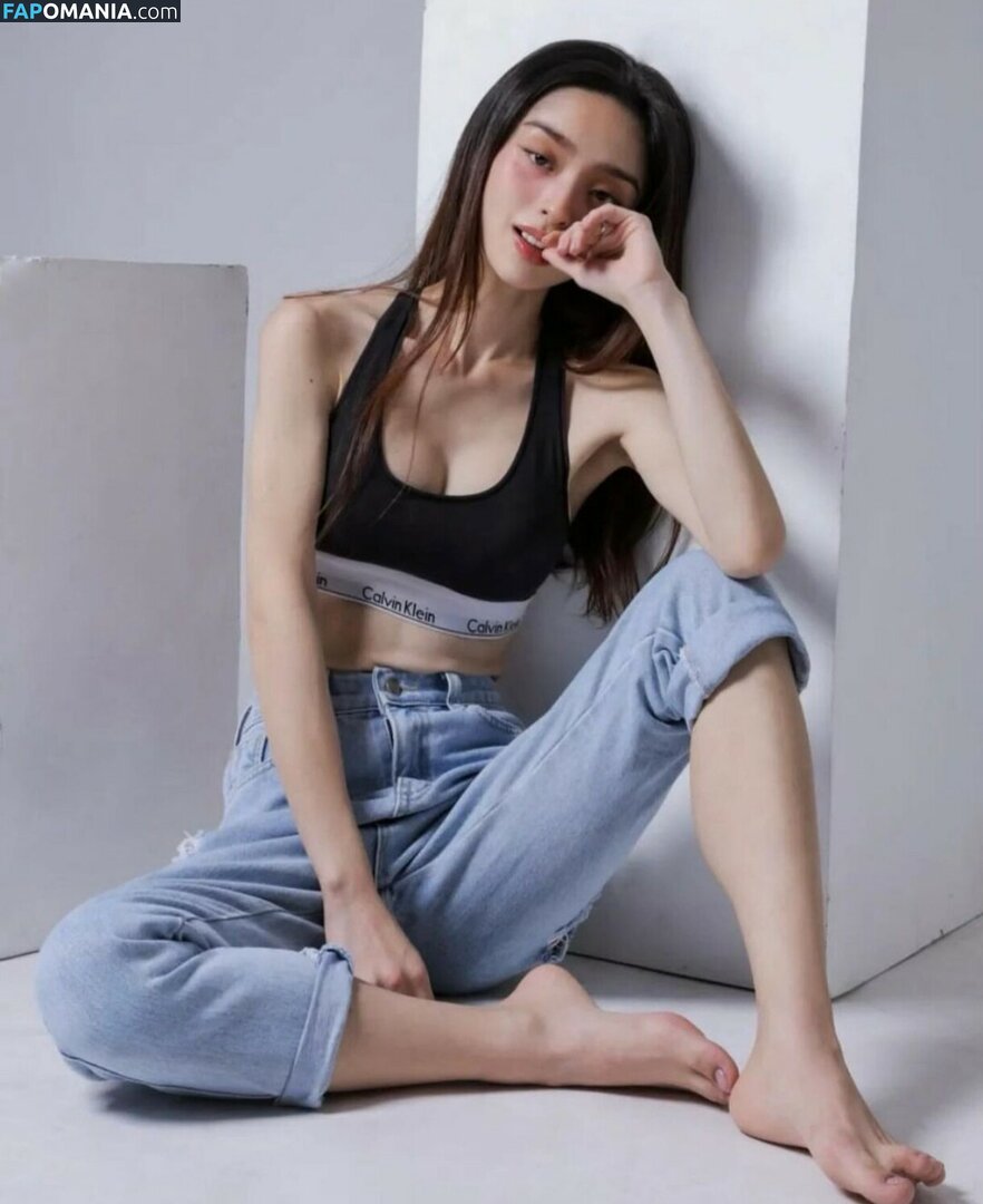 Nayoung Kim / nayoungkim18 Nu OnlyFans  Foto vazada #1