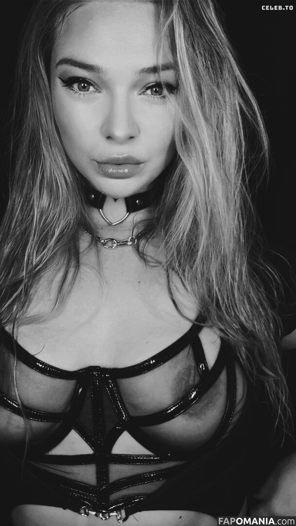 Neevi Nu OnlyFans  Foto vazada #156