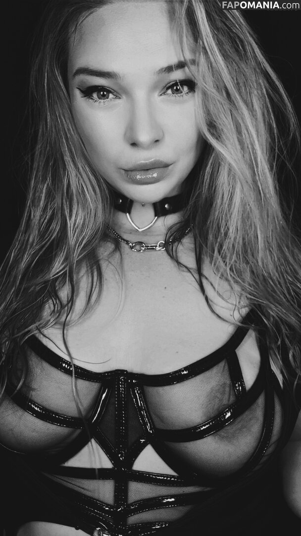 Neevi Nu OnlyFans  Foto vazada #164