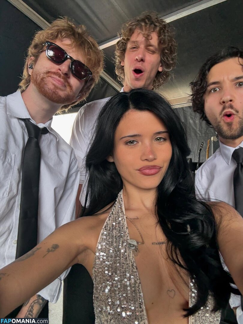 Nessa Barrett / Nessaabarrett / https: / nessabarrett Nu OnlyFans  Foto vazada #110