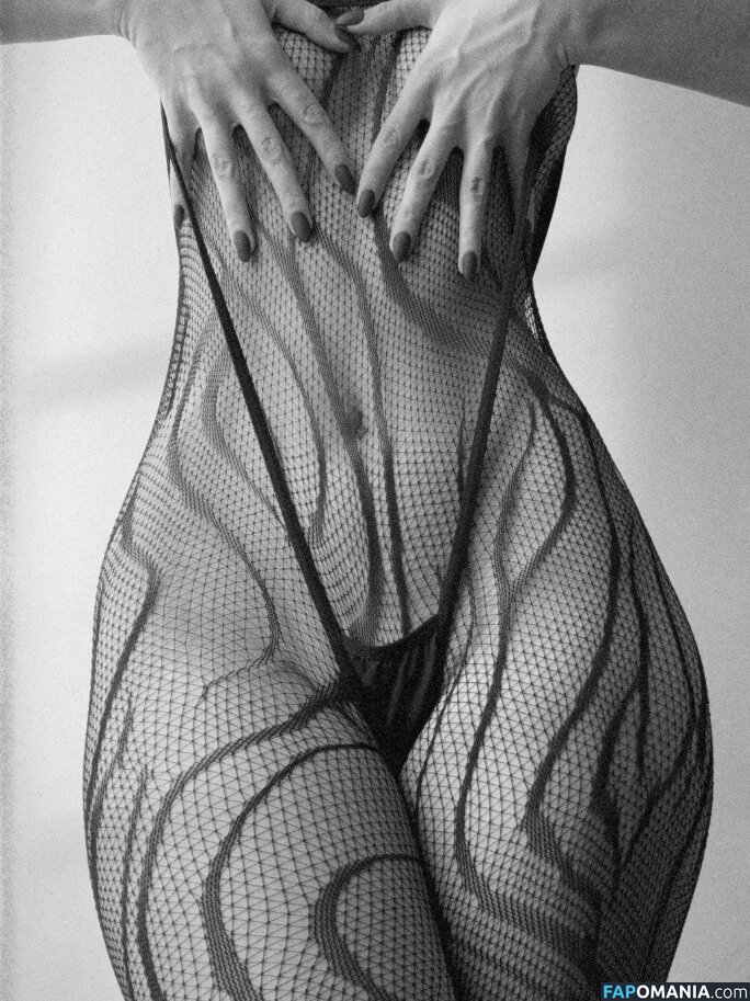 nevergothelf / nevernotgoth Nu OnlyFans  Foto vazada #1