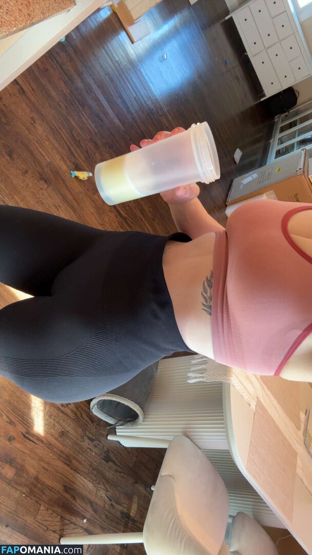 Nikki Woods / nikki_neko / nikkiwoodss Nu OnlyFans  Foto vazada #3