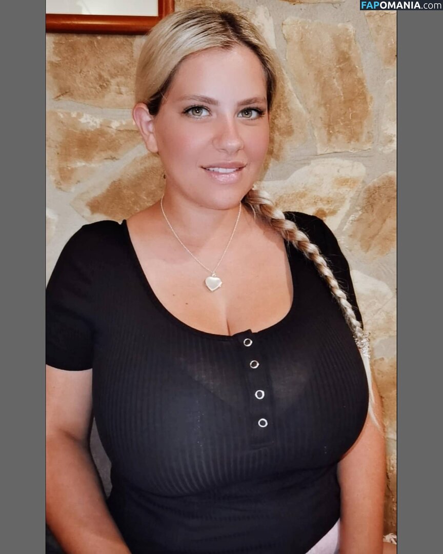 Nina Phoenix / Tamara Dido / https: / ninaphoenix / ninaphoenix_ Nu OnlyFans  Foto vazada #257