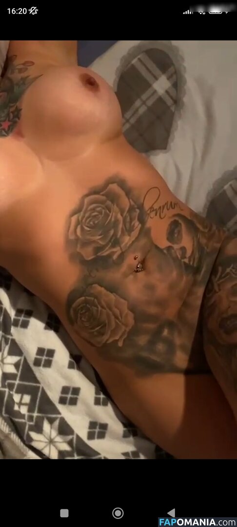 Nine Dienchen / nine_dinchen_official / ninedinchen Nu OnlyFans  Foto vazada #81