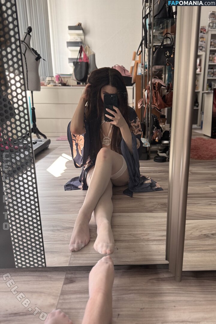 Nini Raven / Nini_Raven / raven_nini Nu OnlyFans  Foto vazada #2