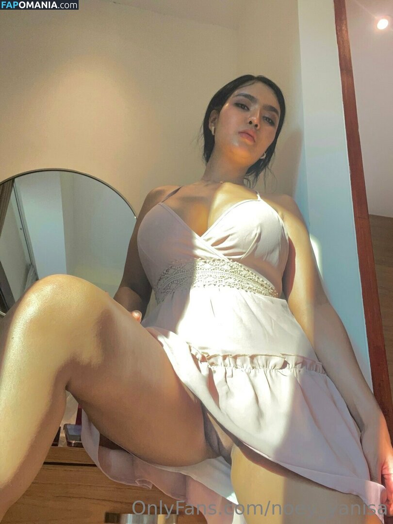 Noey Yanisa / noey_yanisa / yingnoey2808 Nu OnlyFans  Foto vazada #59