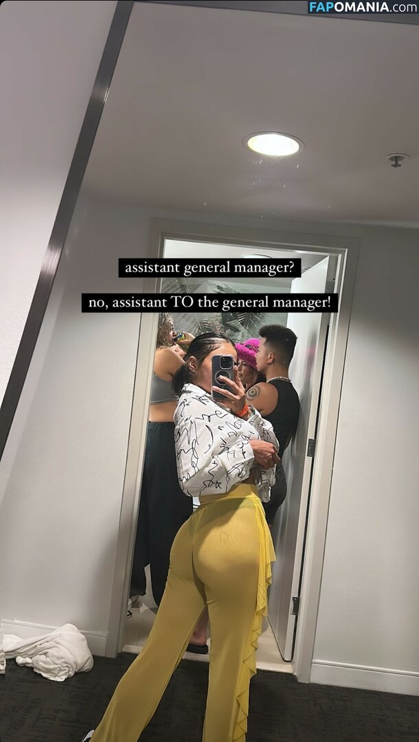 Noheli : / Nx0tel0 / fl0r.divina Nu OnlyFans  Foto vazada #16