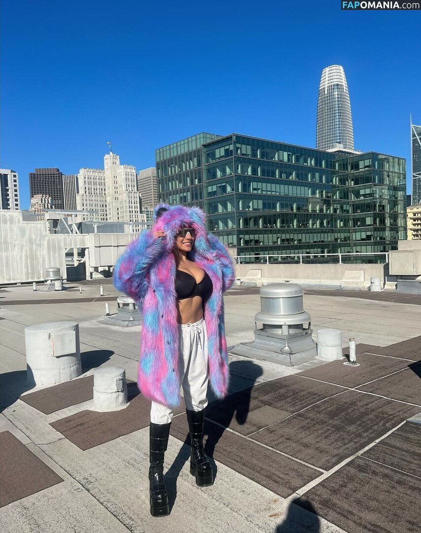 Noheli : / Nx0tel0 / fl0r.divina Nu OnlyFans  Foto vazada #54