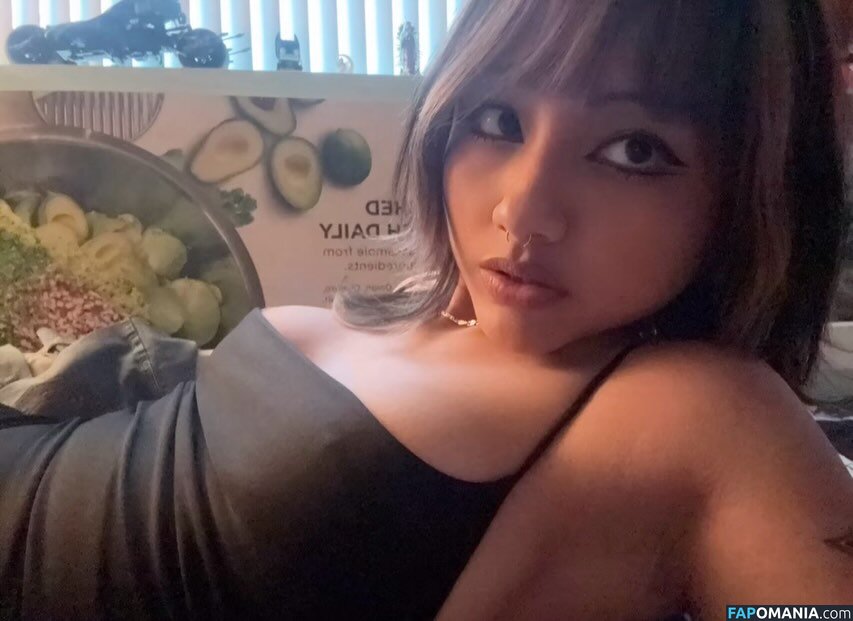 n.nyquil / nomamesnico / nomamesnicole Nu OnlyFans  Foto vazada #16