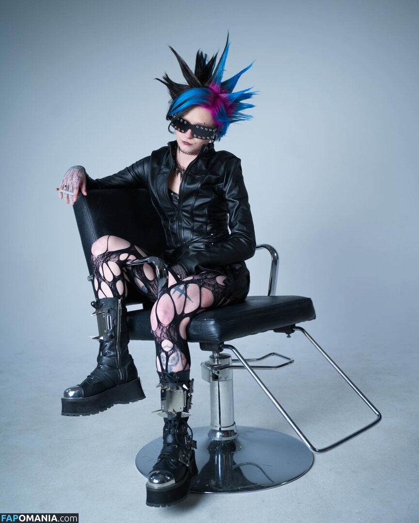 https: / noteasybeinwhee / noteasybeinwheezy Nu OnlyFans  Foto vazada #1