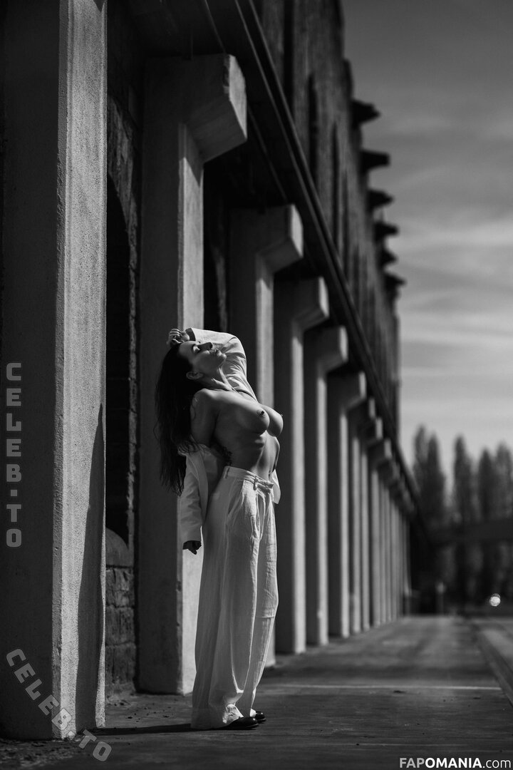 Nude In Public Nu OnlyFans  Foto vazada #35