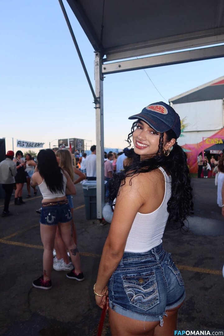 Nuha_mach / rhyheimshabazz Nu OnlyFans  Foto vazada #7