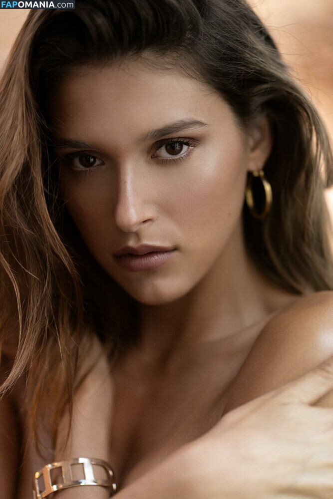 Nuria Oliu Sanchez / nuriaoliu Nu OnlyFans  Foto vazada #2