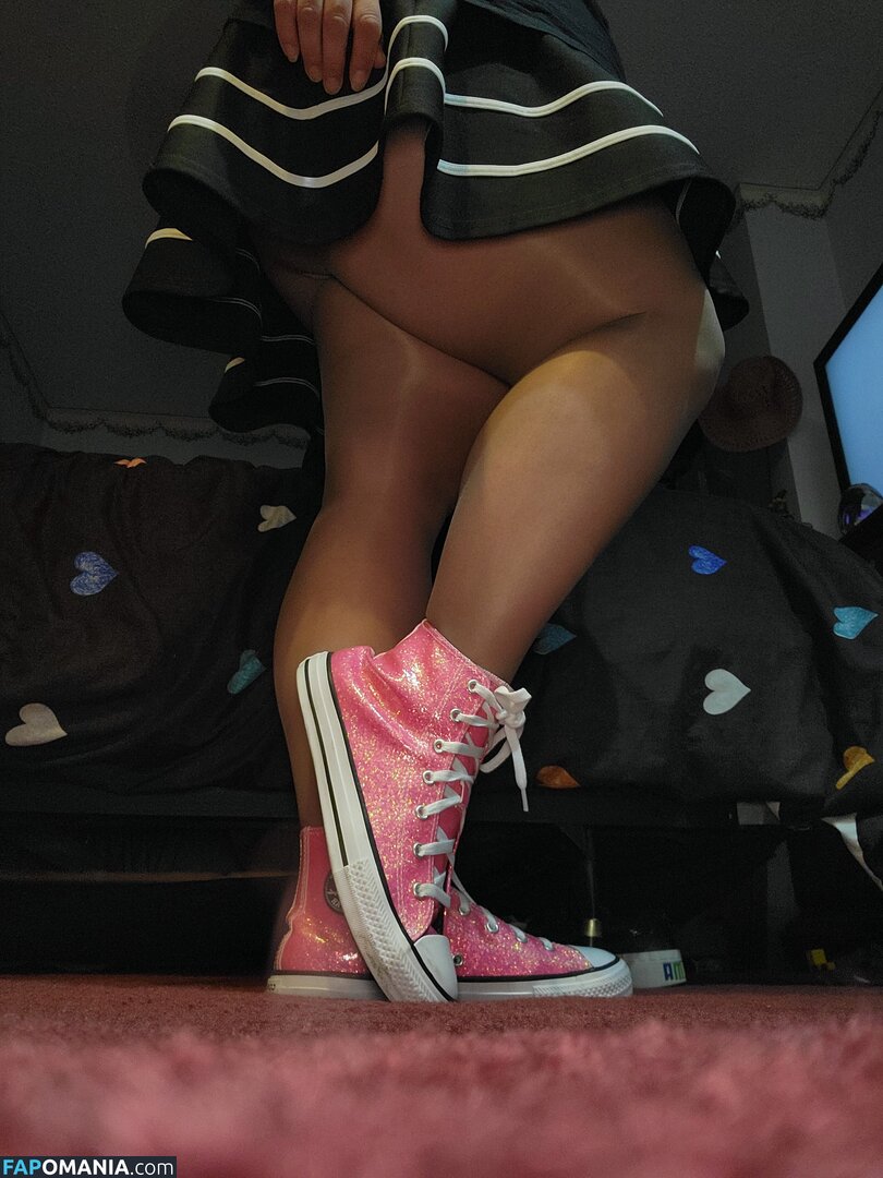 Nylonsandsocks / nylon_and_socks Nu OnlyFans  Foto vazada #2