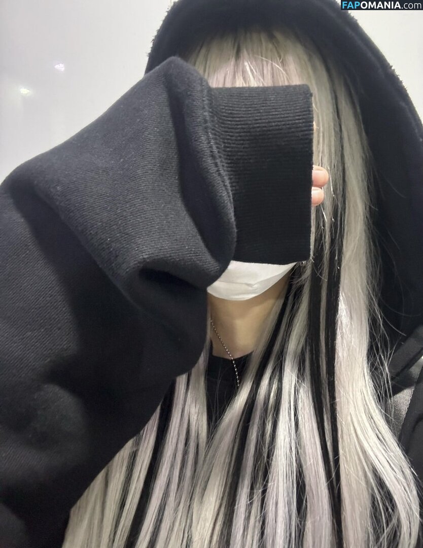 Nyo_nyenya / cjw010615 / cjw010615... / https: / moemoedevil_rain / moemoedevil_rain... / nyonye_nya Nu OnlyFans  Foto vazada #32