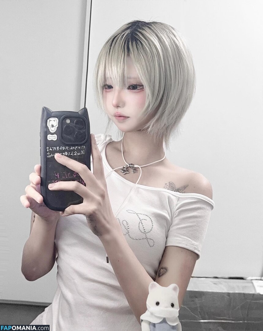 Nyo_nyenya / cjw010615 / cjw010615... / https: / moemoedevil_rain / moemoedevil_rain... / nyonye_nya Nu OnlyFans  Foto vazada #49