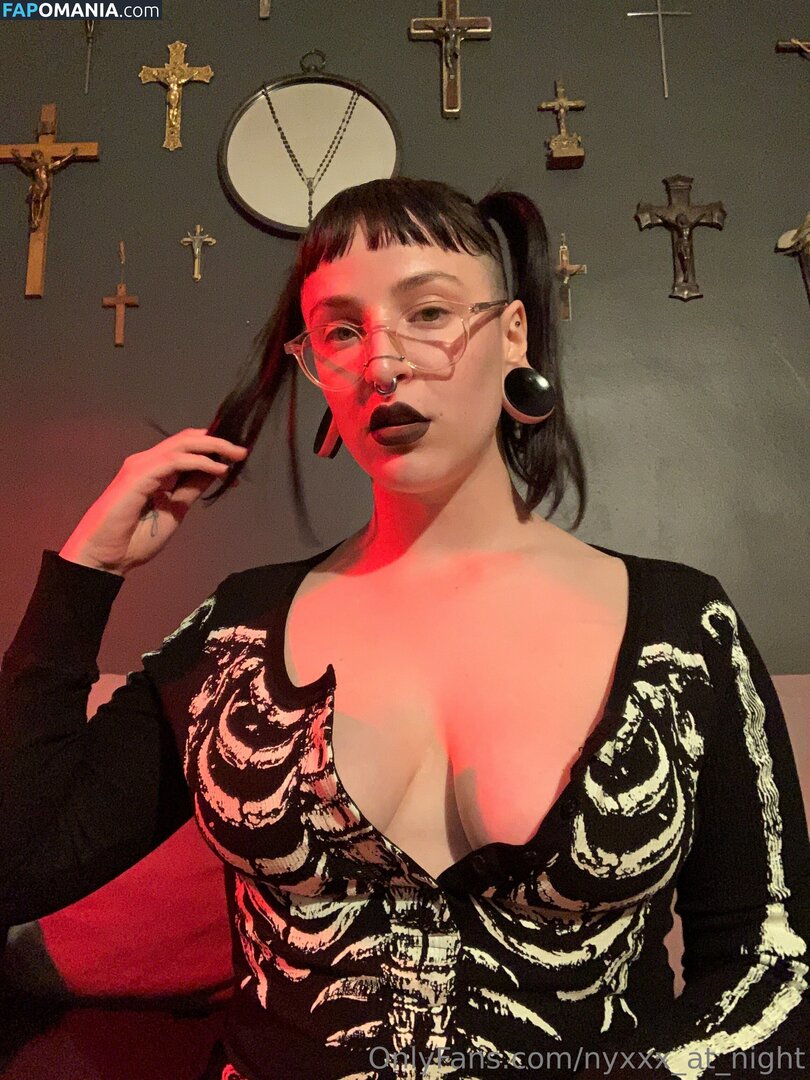 nyxxx_at_night Nu OnlyFans  Foto vazada #7
