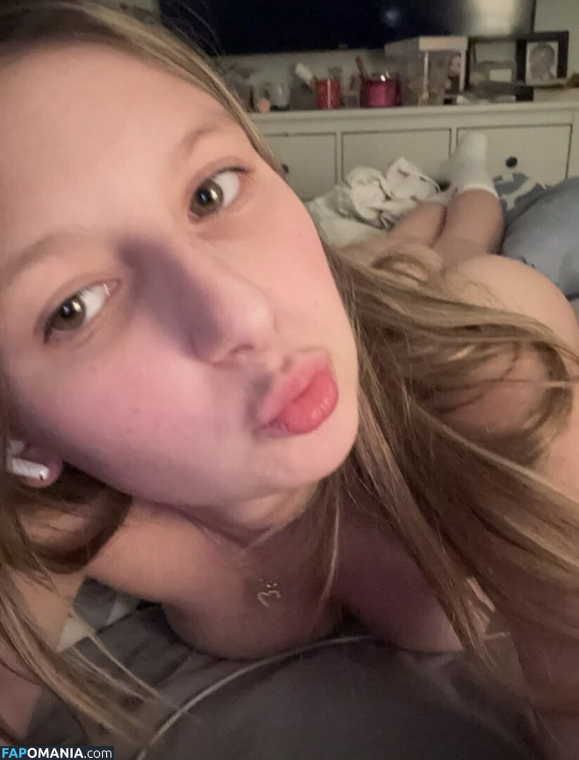 Oceanne Bergeron / https: / oceane_bergeron / oceannexoxo / ocebergeron / ocebergeron... Nu OnlyFans  Foto vazada #4