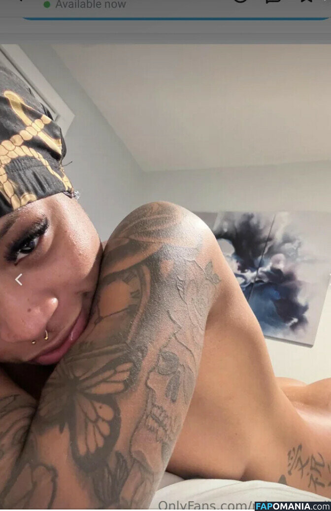 Official_liyahhh / missnaturalbby / thepollygirls Nu OnlyFans  Foto vazada #15