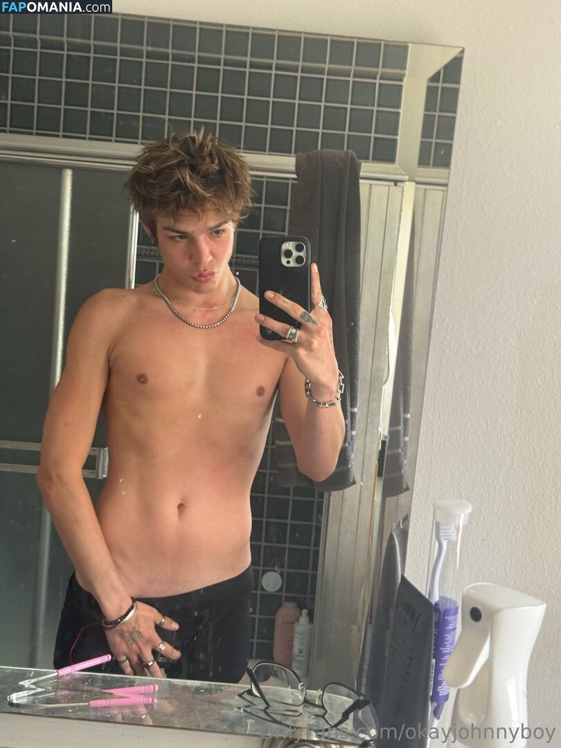 okayjohnnyboy / okjohnnyboy Nu OnlyFans  Foto vazada #32