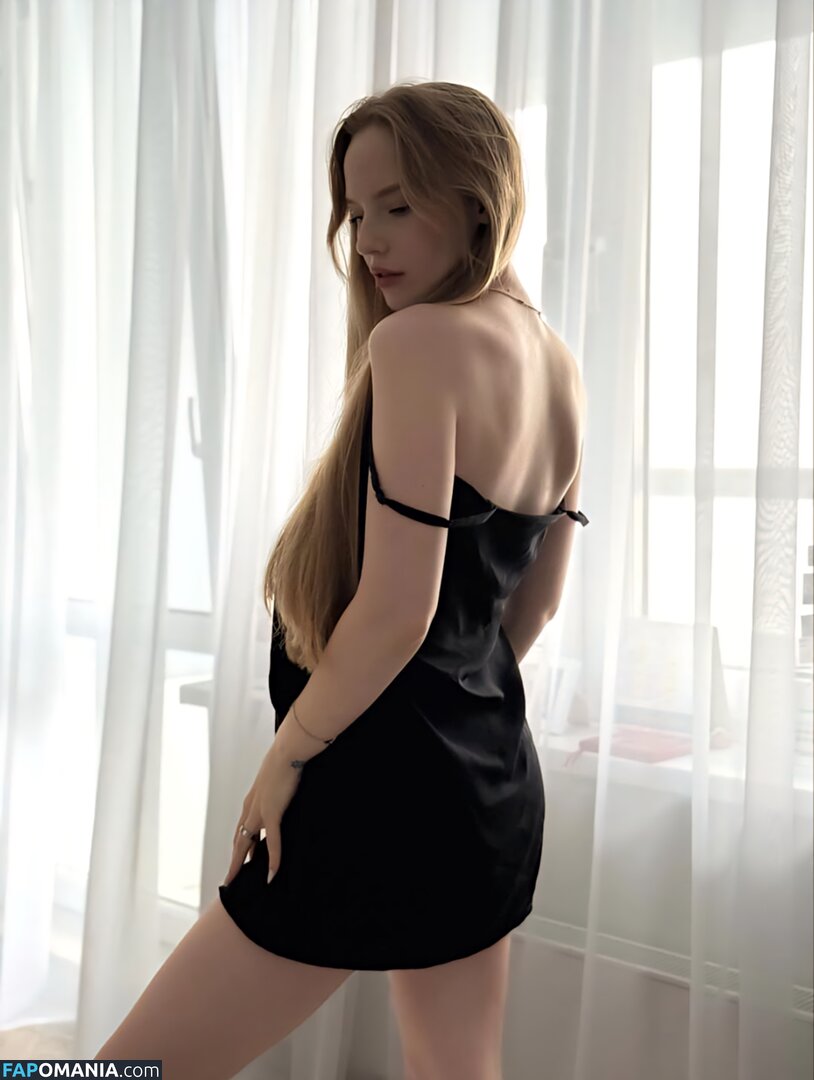 Oksana Neveselaya / https: / o_neveselaya / ok_neveselayaa / theoksanarose Nu OnlyFans  Foto vazada #43