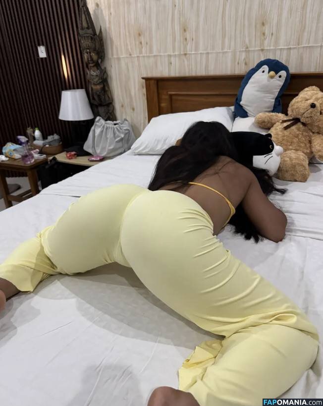 Ceboloky / Oky Olivia / Okyyoliviaa / mastermarcelo5 / okyyloiviaa Nu OnlyFans  Foto vazada #32