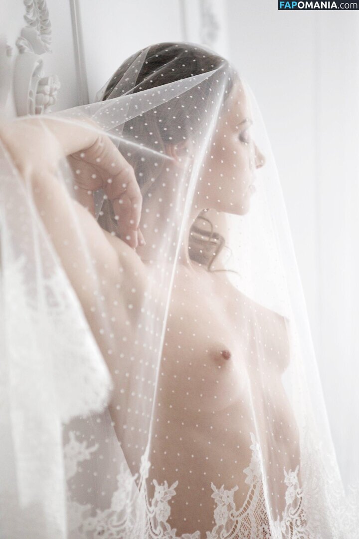 Beau M / Naomi D / Olga Alberti / olgaalberti Nu OnlyFans  Foto vazada #6