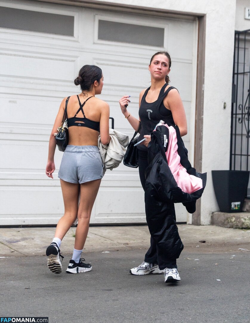 Olivia Rodrigo / oliviarodrigo Nu OnlyFans  Foto vazada #57