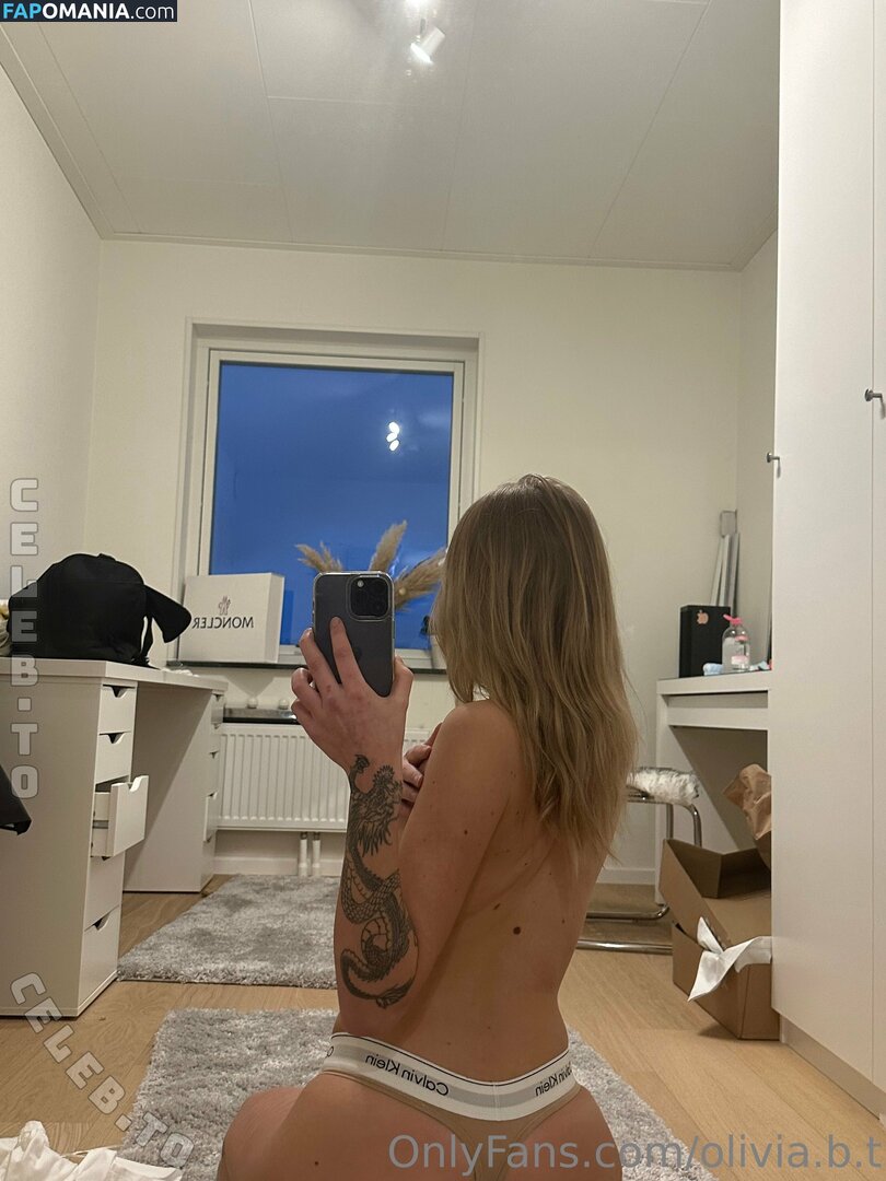 Olivia Tollesson / oliviabt2002 / omiviaatollesson Nu OnlyFans  Foto vazada #10