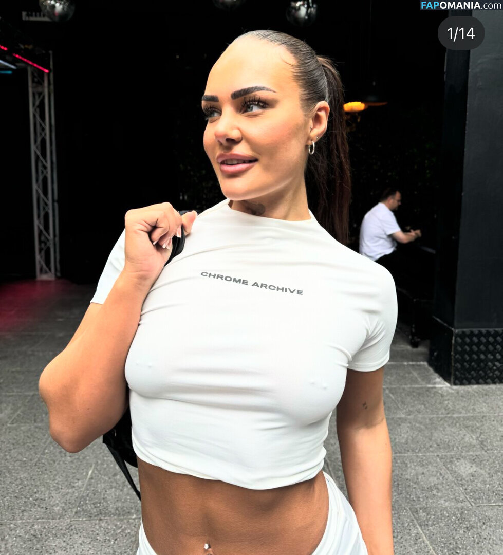 bethanyrosewood / bethanyrosewood on insta / onlyyroseee Nu OnlyFans  Foto vazada #4