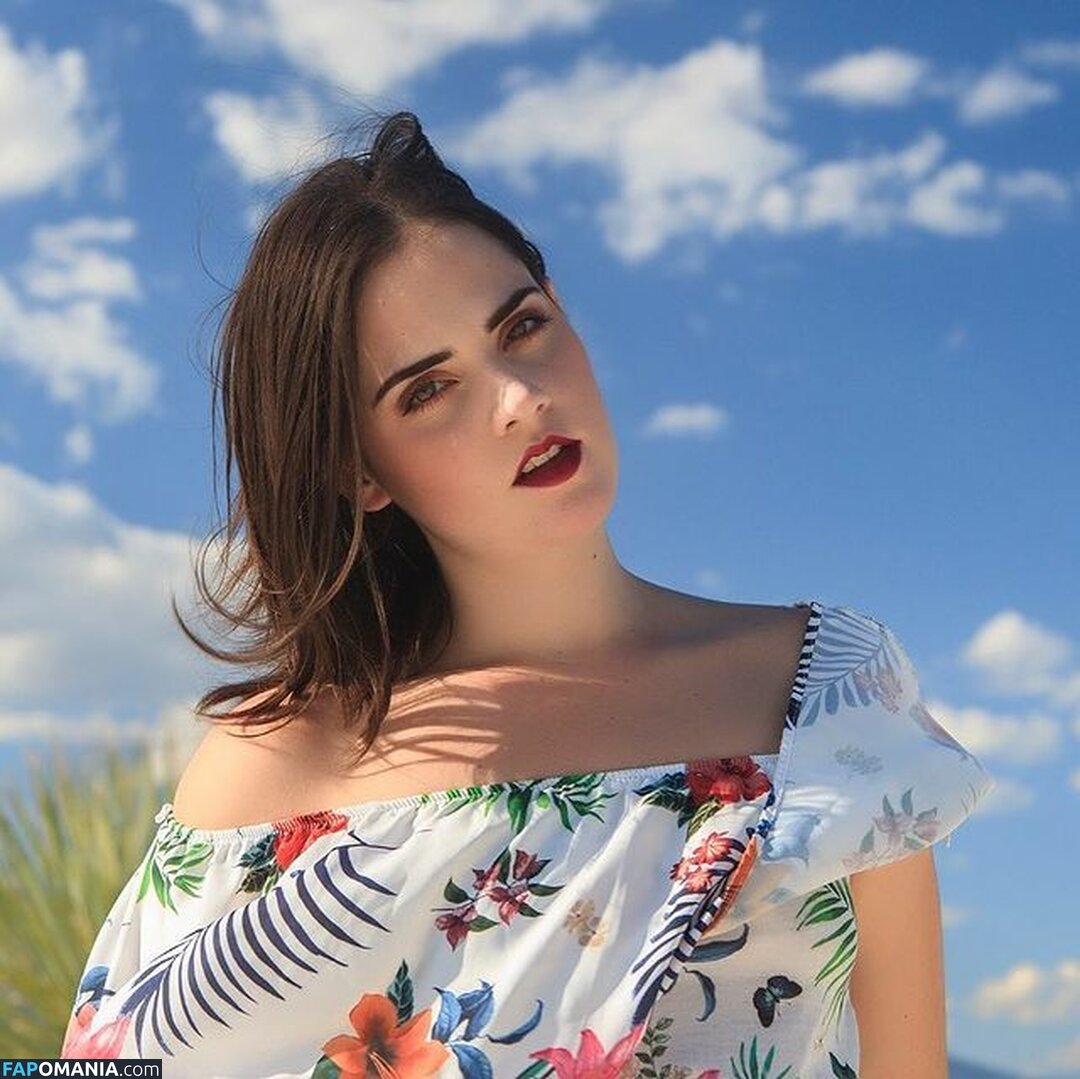 Ophelie Rullier / ophelier / ophelierullier Nu OnlyFans  Foto vazada #1104