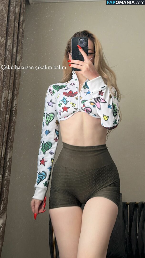 Oznur Guven / oz_nurunuz / oznurunuz / oznurunuzz Nu OnlyFans  Foto vazada #3