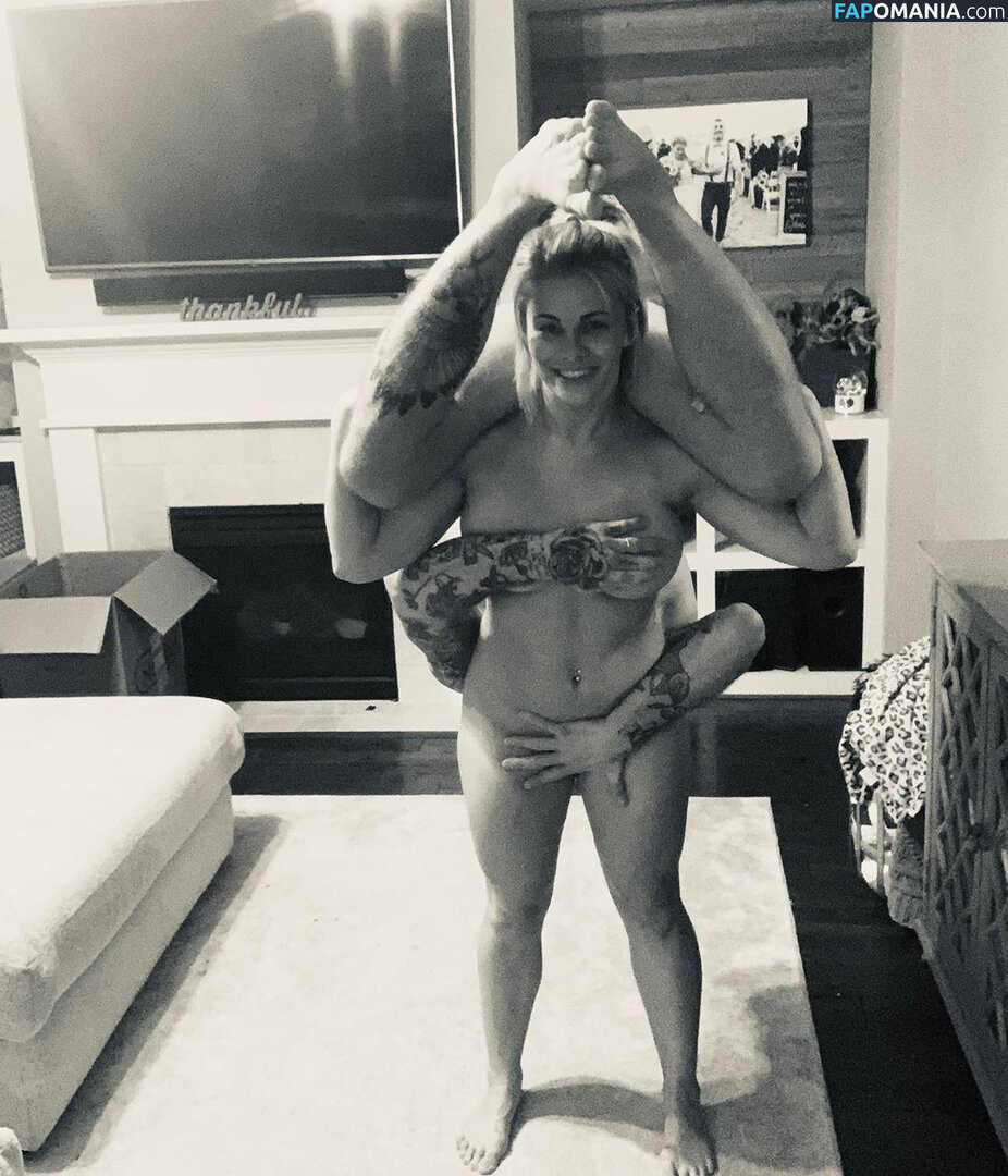 Pai VanZant Nu OnlyFans  Foto vazada #2