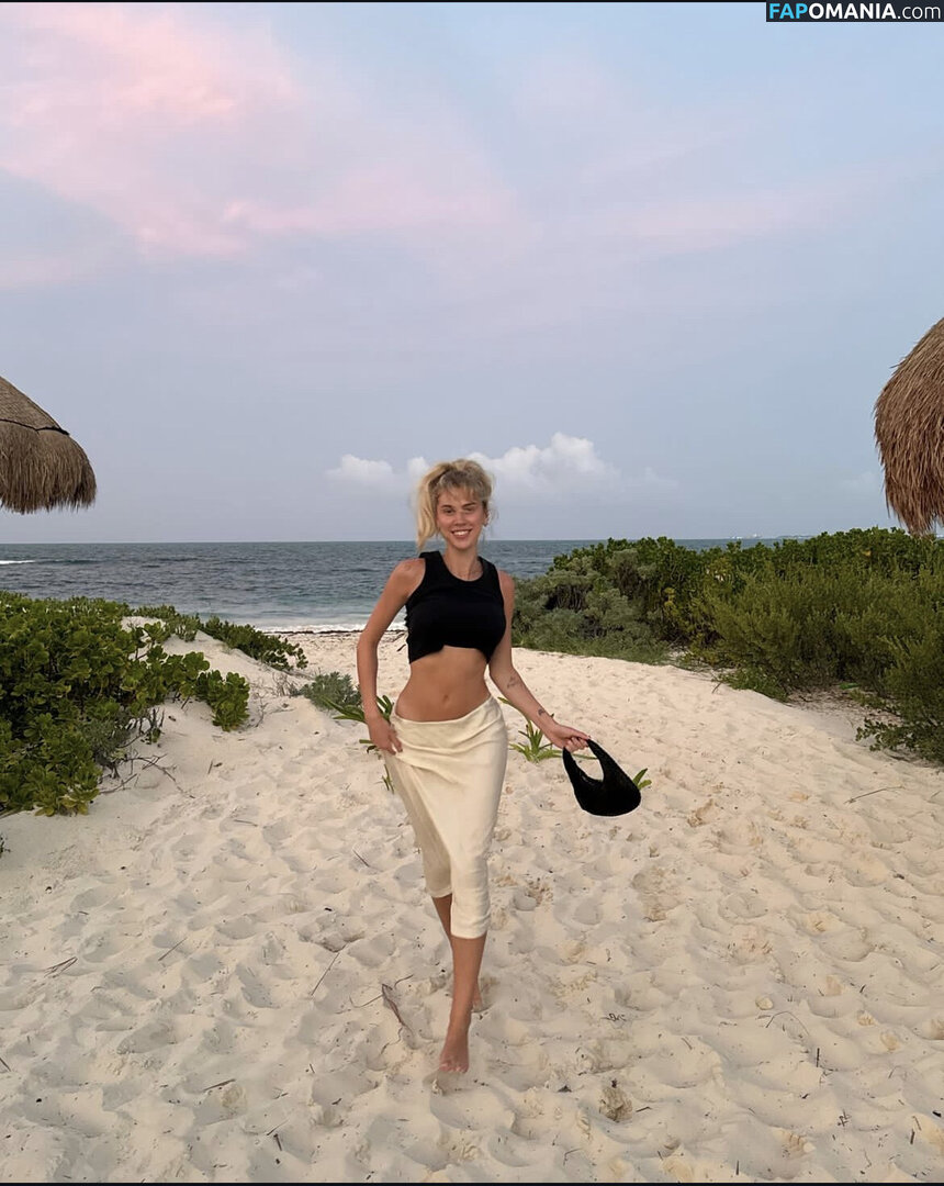 Paislee Prince  / Paislee Prince / Eden Gross / Grannygirlfriend / paisleeprince1 Nu OnlyFans  Foto vazada #18