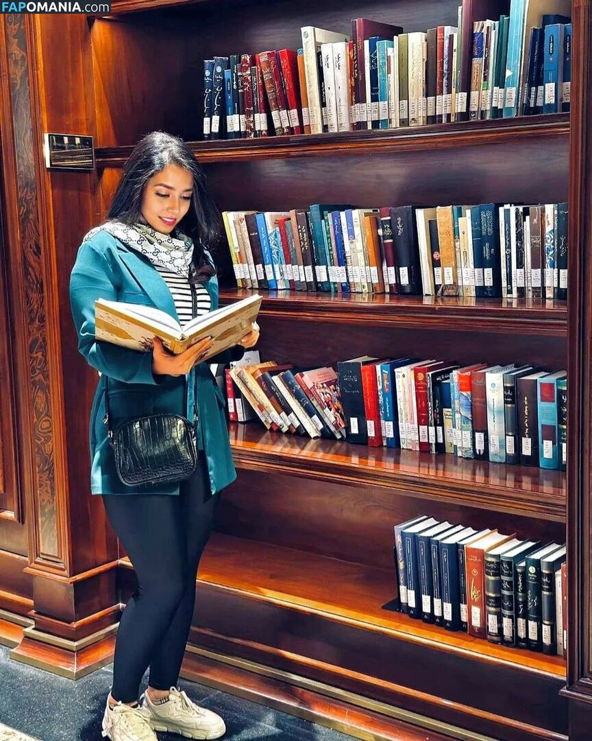 Parya_per / priyavault Nu OnlyFans  Foto vazada #3