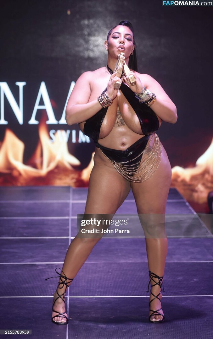 Persephanii / officialpersephanii Nu OnlyFans  Foto vazada #231