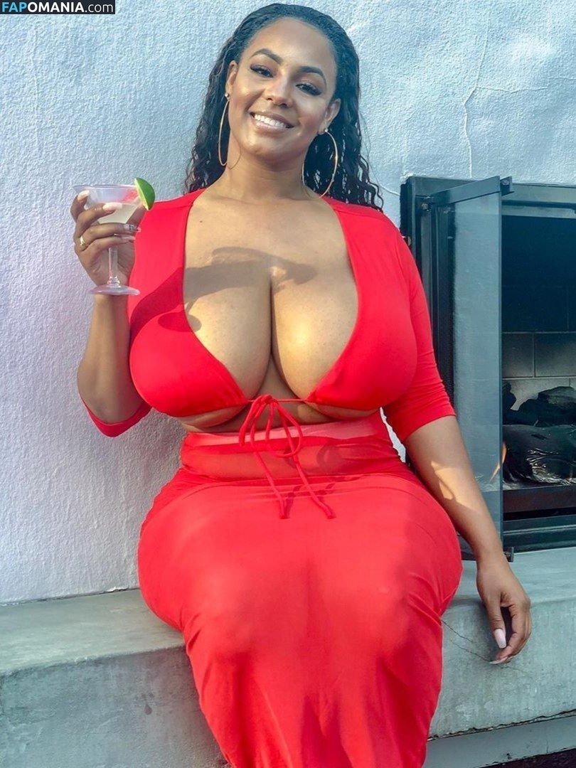 Persephanii / officialpersephanii Nu OnlyFans  Foto vazada #280