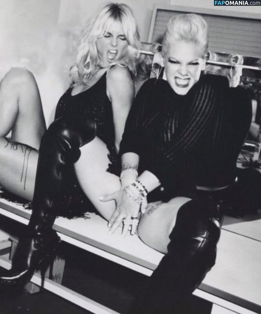 Alecia Beth Moore / Pink Nu OnlyFans  Foto vazada #29