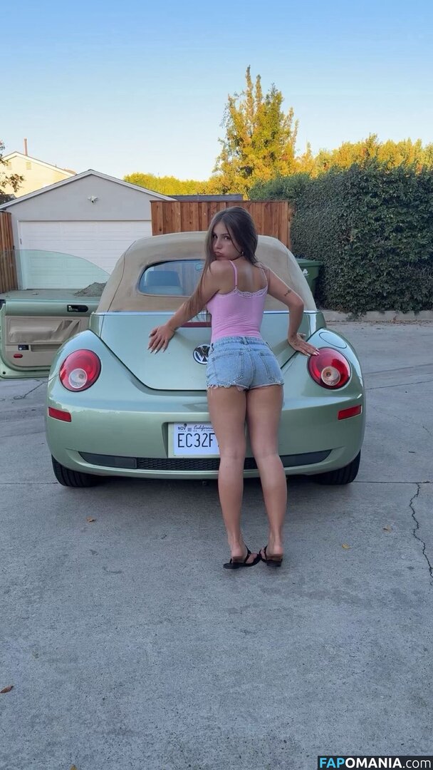 Piper Rockelle / https: / piperrockelle / piperrockellelive Nu OnlyFans  Foto vazada #33