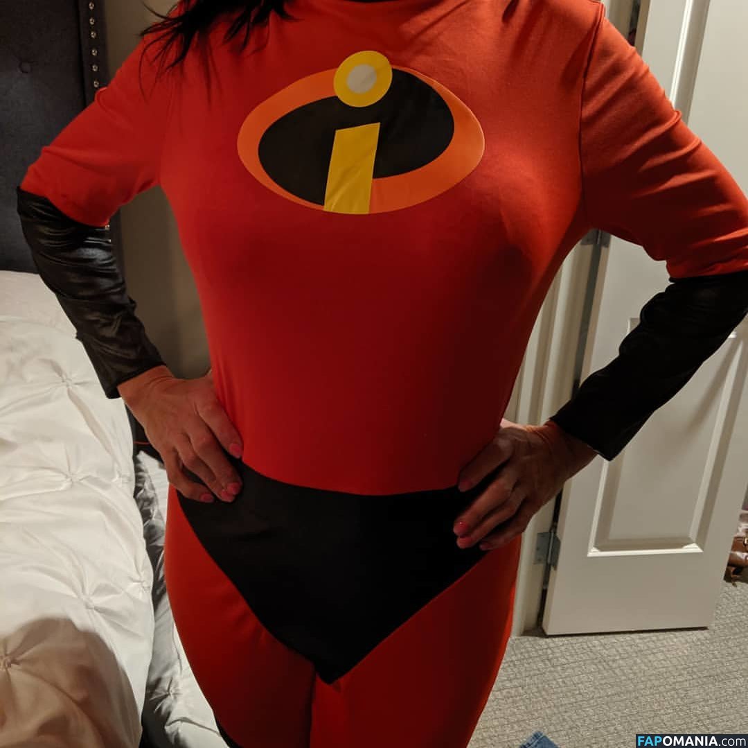 Polly Anna / PollytheMilf / https: Nu OnlyFans  Foto vazada #1