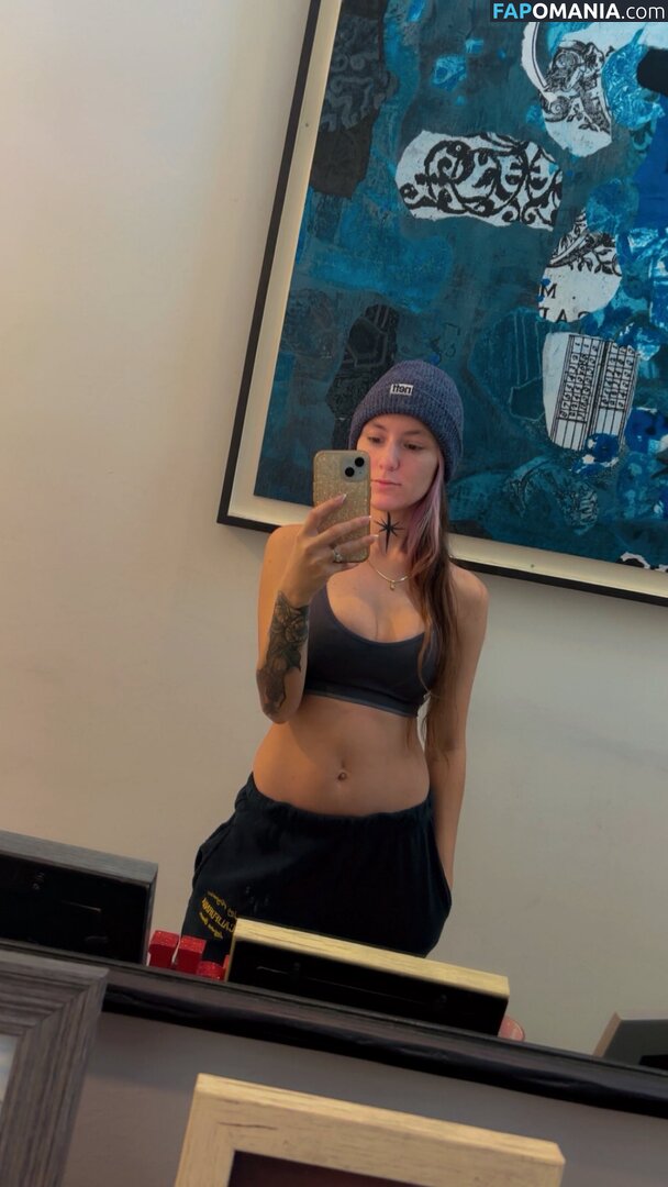 Poppy Quinn / PoppyQuinnn / https: / poppyquinn33 / the.poppy.quinn Nu OnlyFans  Foto vazada #7