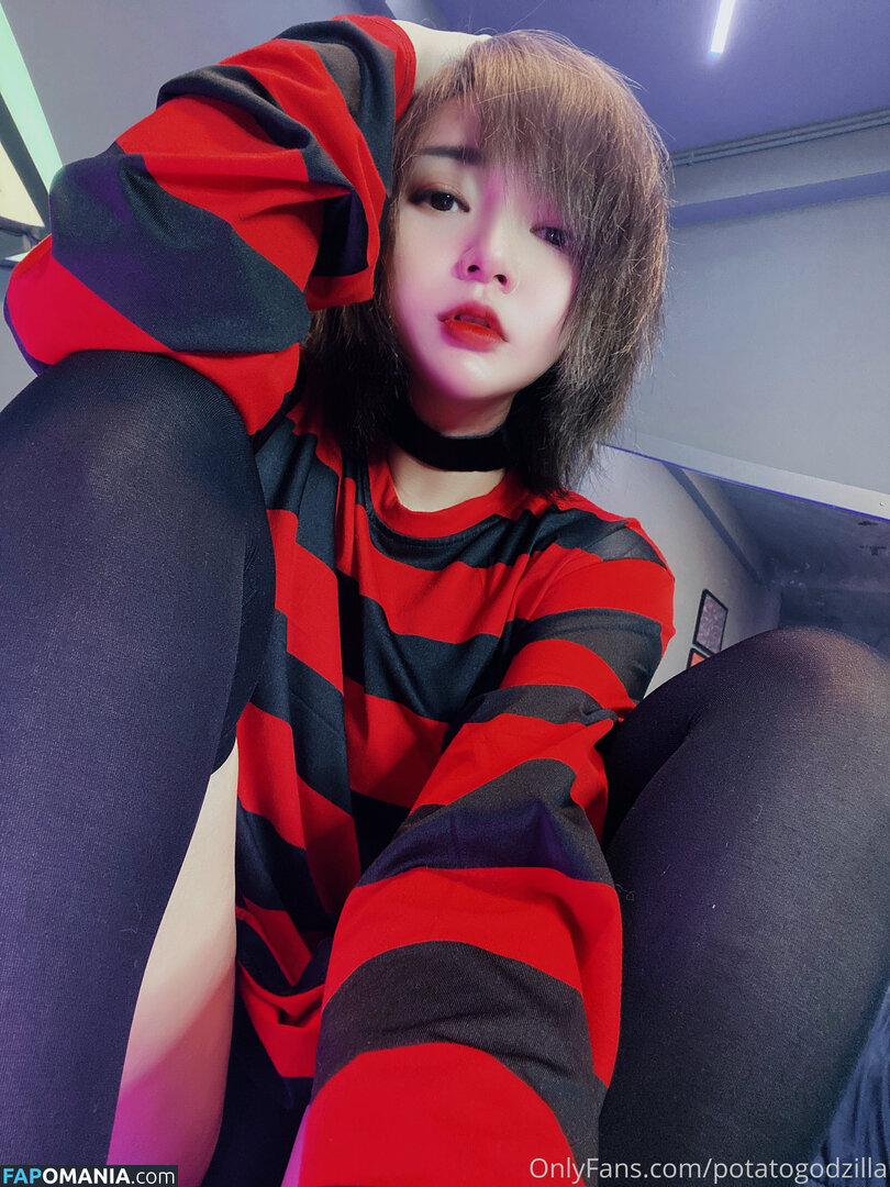 Potato Godzilla / Potatogodzilla / potato_godzilla Nu OnlyFans  Foto vazada #5