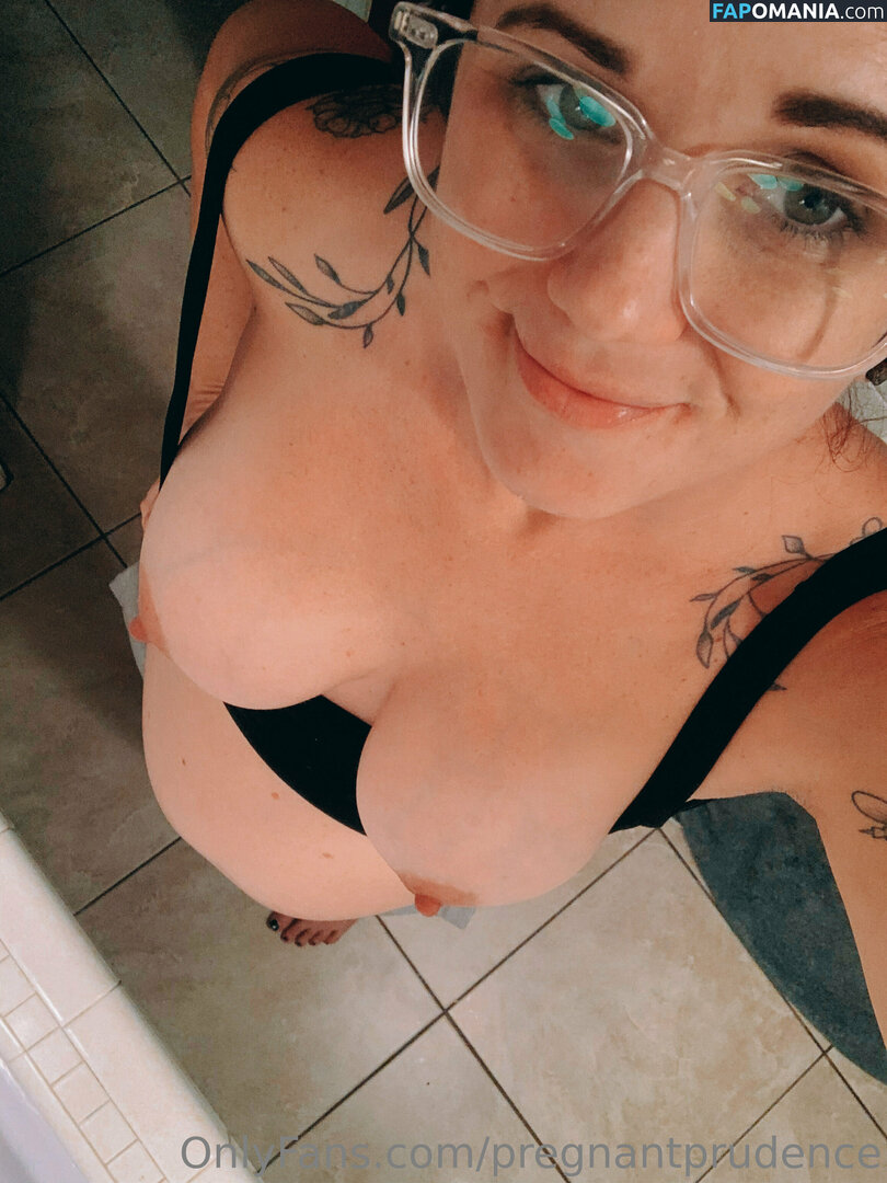 kducketts__ / pregnantprudence Nu OnlyFans  Foto vazada #27