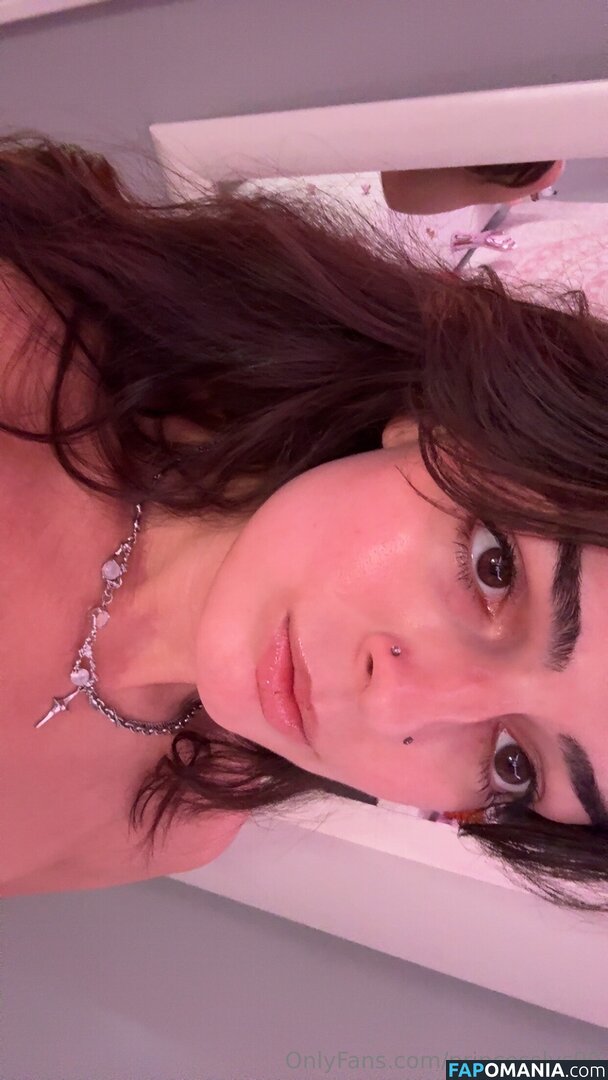 princesslys99 / princesslyss99 Nu OnlyFans  Foto vazada #3
