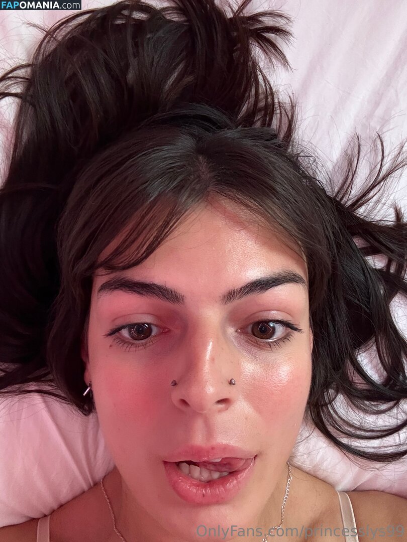princesslys99 / princesslyss99 Nu OnlyFans  Foto vazada #12