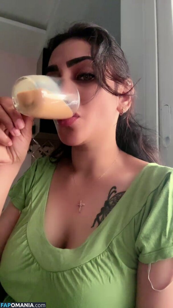 Priya Naidu / priya_naidu0422 Nu OnlyFans  Foto vazada #2