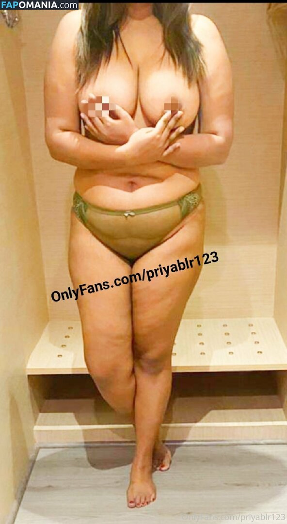 PriyaIndian2 / priyablr123 / priyatakur123 Nu OnlyFans  Foto vazada #35