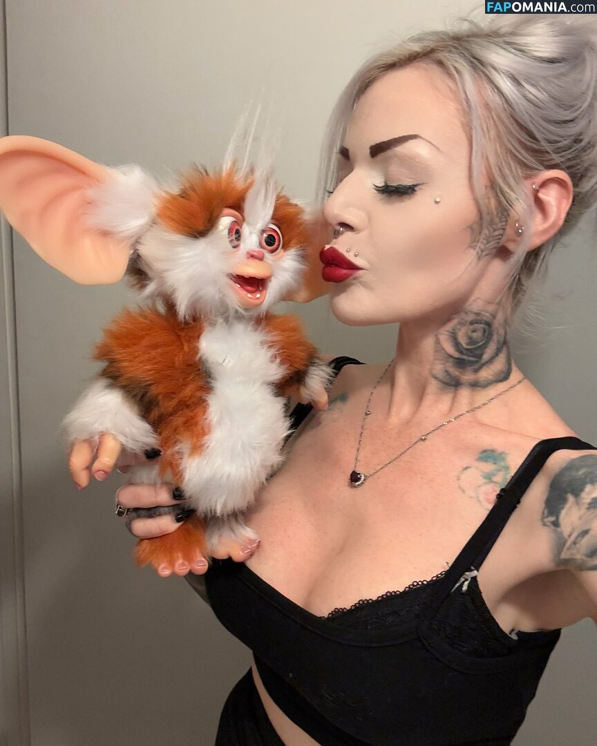 Pure.horror Nu OnlyFans  Foto vazada #18