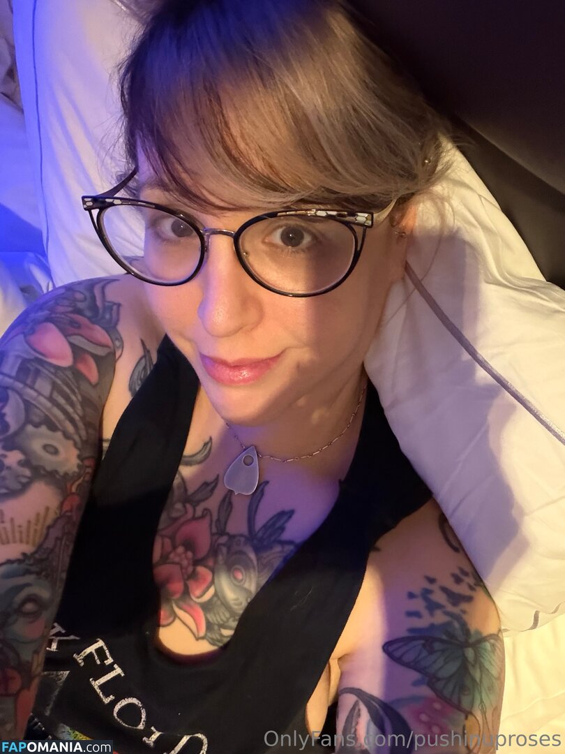 PushingUpRoses / https: / pushinuproses Nu OnlyFans  Foto vazada #360